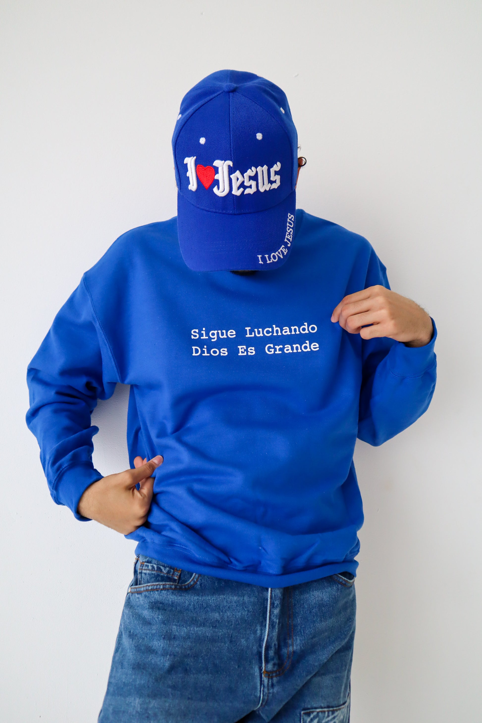 Sigue Luchando Blue Sweatshirt